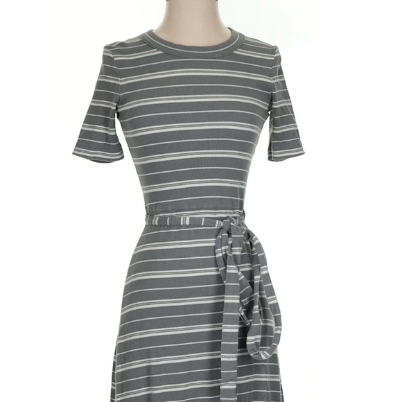 Club Monaco Dresses & Skirts - Club Monaco Gray Striped Midi Dress XS /TP